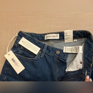 Aritzia Denim Forum Lana Curve Fit Mid Rise Dark Blue Jeans